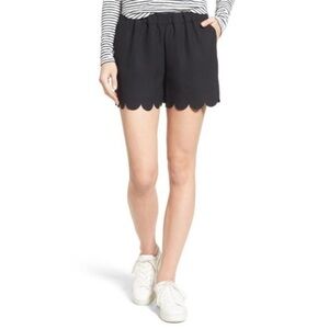 Madewell Black Scalloped Hem Shorts